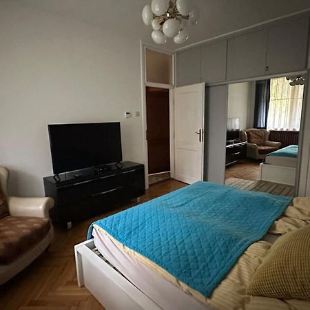 Cosy Apartman In Green Buda Budapest Exteriör bild